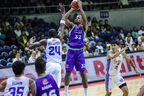 PBA: Scotty Hopson hits 4.